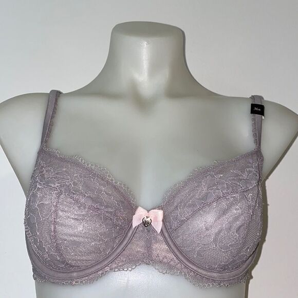 NEW VICTORIA SECRET UNLINED BRA - Picture 1 of 3
